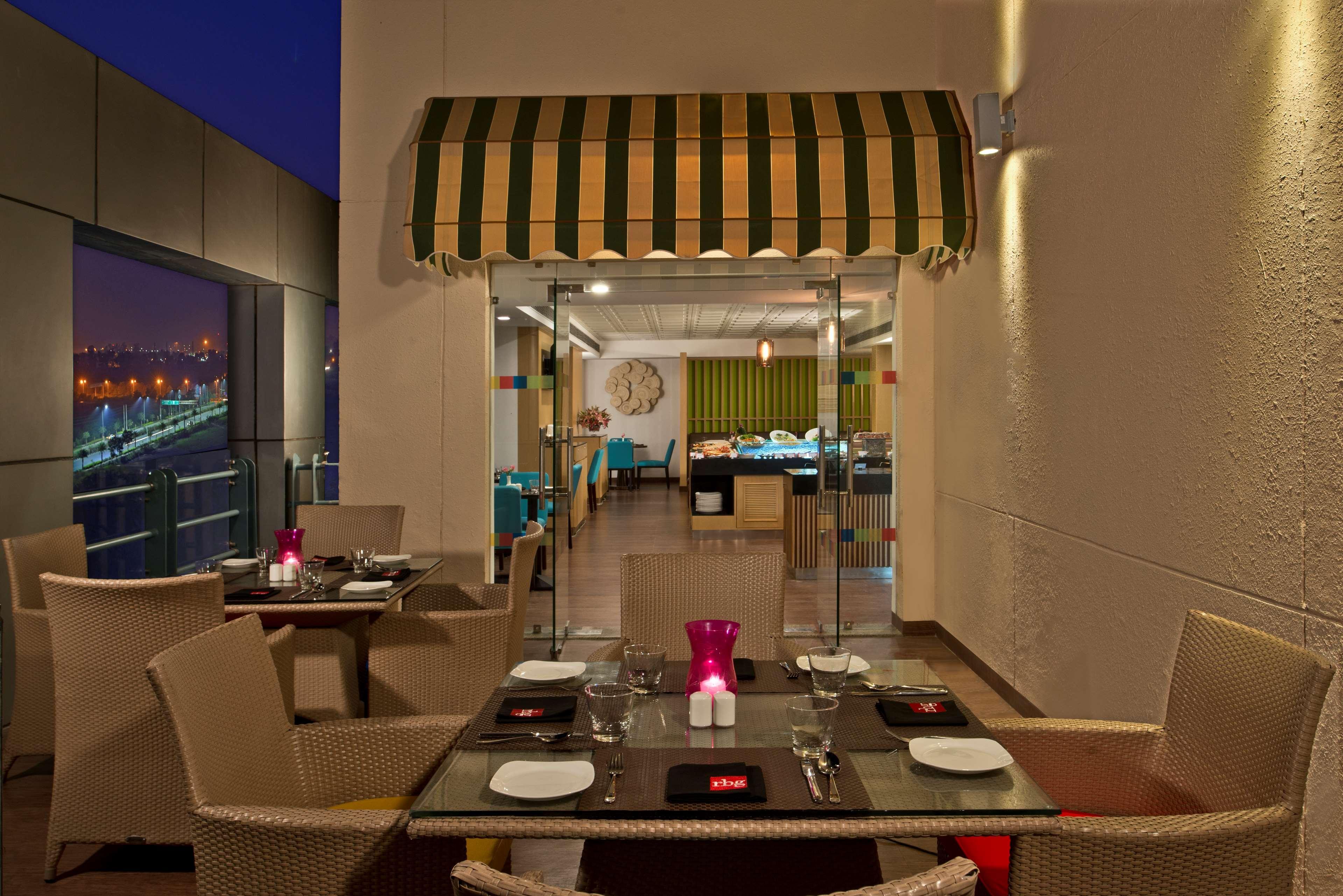 Park Inn By Radisson Amritsar Airport Extérieur photo