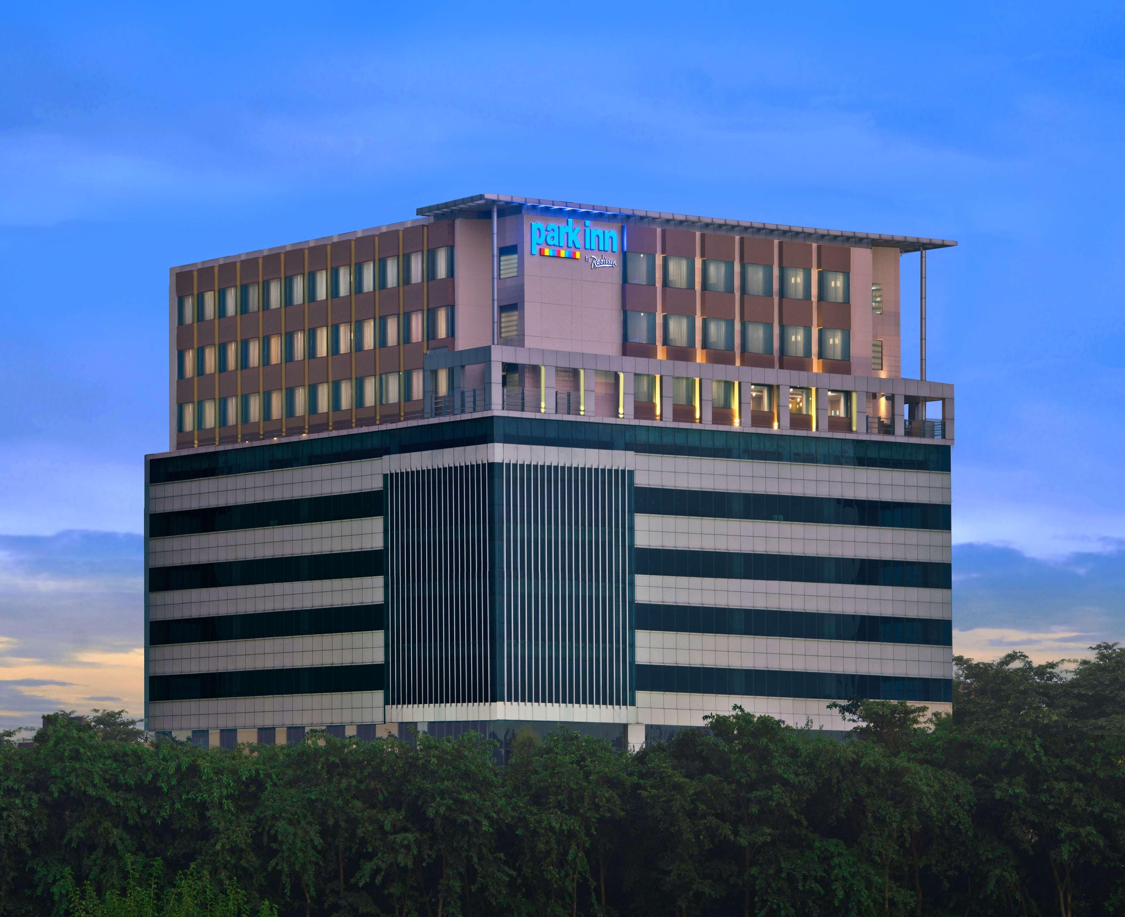 Park Inn By Radisson Amritsar Airport Extérieur photo